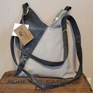 Backroads Textiles triangle canvas crossbody bag